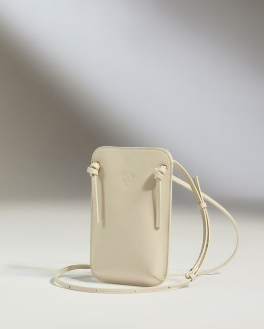 Antler Luggage -  Crossbody Bag in Cream Leather - 1914 Collection - Cross Body Bag Crossbody Bag in Cream Leather - 1914 Collection | Travel Bag & Accessories