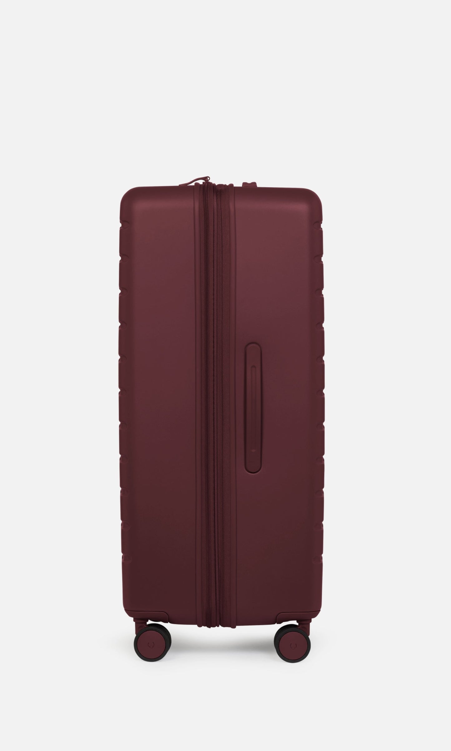 Antler Luggage -  Stamford medium in berry purple - Hard Suitcases Stamford Medium Suitcase Purple | Hard Luggage | Antler 